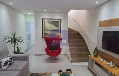 Imagem: A casa possui 3 Dormitórios, 2 Banheiros, 2 Vagas na garagem