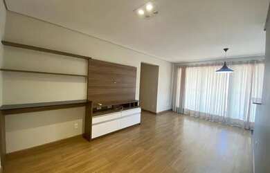 Imagem: O apartamento possui 3 Dormitórios, 3 Banheiros, 2 Vagas na