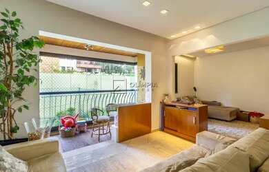 Imagem: O apartamento possui 3 Dormitórios, 2 Banheiros, 2 Vagas na