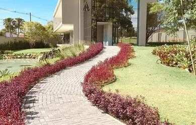 Imagem: O terreno possui 1.741m² de Área, Imóvel novo e está localizado