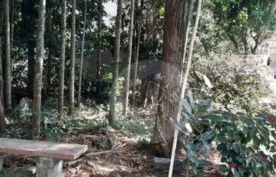 Imagem: A casa possui 2 Dormitórios, 1 Banheiro, 5 Vagas na garagem