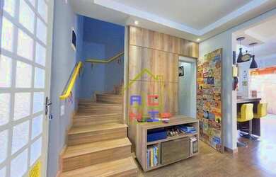 Imagem: A casa em condomínio possui 2 Dormitórios, 2 Banheiros, 1