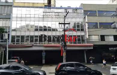 Imagem: O depósito possui 1.643m² de Área e está localizado em