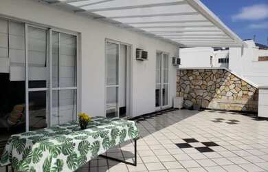 Imagem: O apartamento na cobertura possui 3 Dormitórios, 2 Banheiros