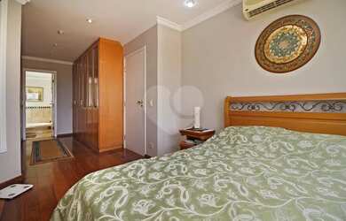 Imagem 6: Sobrado para venda possui 238 metros quadrados com 3 quartos em Planalto Paulista - São Pa