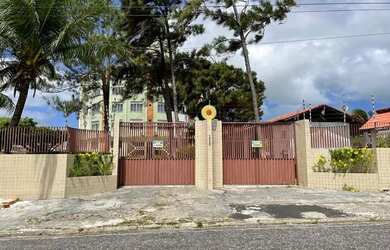 Imagem: O apartamento possui 2 Dormitórios, 1 Banheiro, 2 Vagas na