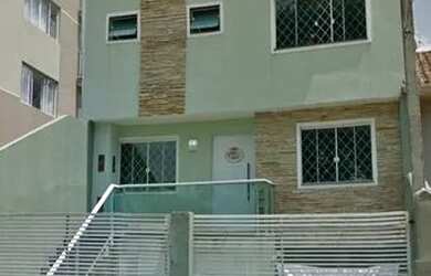 Imagem: A casa em condomínio possui 4 Dormitórios, 4 Banheiros, 2