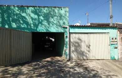 Imagem: A casa possui 5 Dormitórios, 4 Banheiros, 3 Vagas na garagem