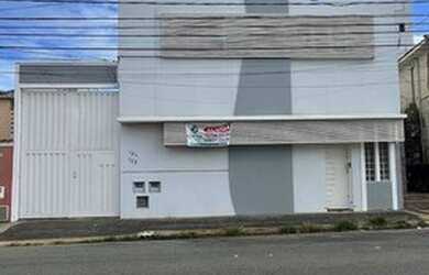 Imagem: O depósito possui 4 Vagas na garagem e 732m² de Área e está