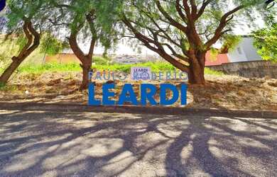 Imagem: O terreno possui 470m² de Área e está localizado em Jardim