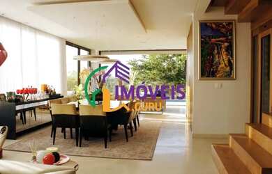 Imagem: A casa em condomínio possui 4 Dormitórios, 4 Banheiros, 3