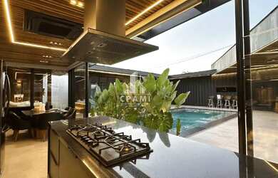 Imagem: A casa em condomínio possui 3 Dormitórios, 4 Banheiros, 2