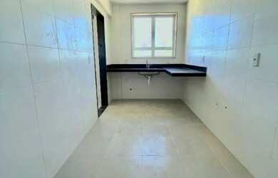 Imagem 11: Apartamento à Venda na Granja dos Cavaleiros Macaé/RJ 3 Dormitórios...