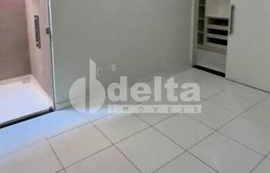 Imagem 3: Casa residencial disponível para venda no bairro Jardim Veneza em Uberlândia-MG