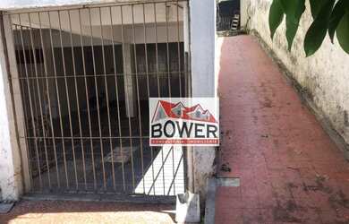 Imagem: A casa possui 3 Dormitórios, 3 Banheiros, 5 Vagas na garagem