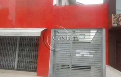 Imagem: O depósito possui 5 Vagas na garagem, 250m² de Área e está