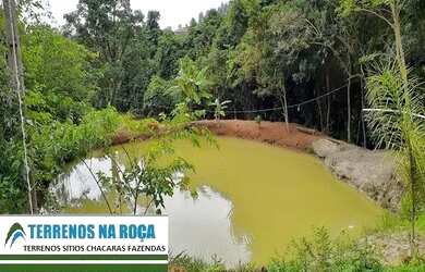 Imagem 14: Sitio em Crucilândia/MG, com nascente e lagoa, casa nova grande ótimo...