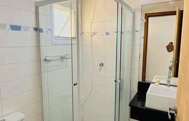 Imagem 7: Imóvel para aluguel e venda tem 200 metros quadrados com 4 quartos