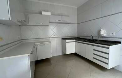 Imagem: O apartamento possui 3 Dormitórios, 2 Banheiros, 1 Vaga na