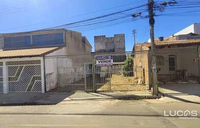 Imagem: O terreno possui 160m² de Área e está localizado em Riacho