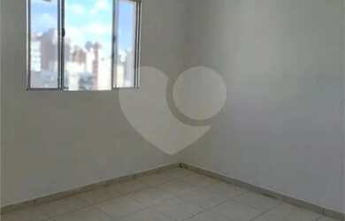 Imagem: O depósito possui 30m² de Área e está localizado em Santa