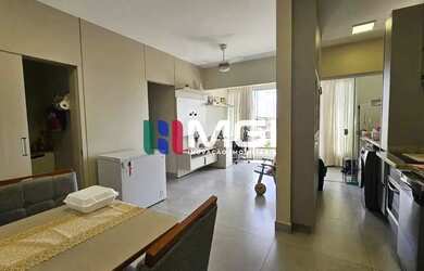 Imagem: O apartamento possui 3 Dormitórios, 3 Banheiros, 2 Vagas na