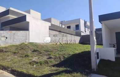 Imagem: O terreno possui 250m² de Área e está localizado em Parque