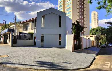 Imagem: O depósito e está localizado em Jardim Irajá, Ribeirão Preto