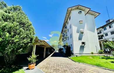 Imagem: O apartamento possui 3 Dormitórios, 1 Banheiro, 1 Vaga na garagem