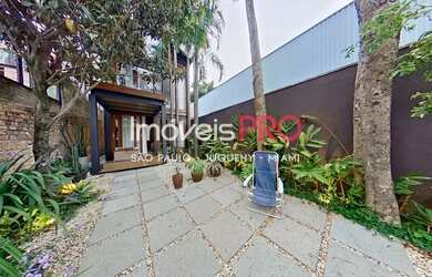 Imagem: O depósito possui 192m² de Área e está localizado em Vila