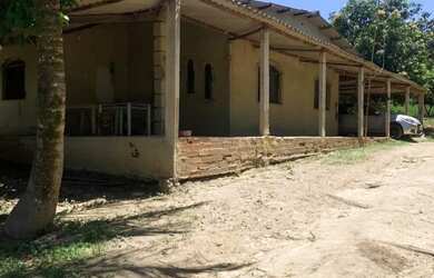 Imagem 1: Casa. Varanda, 1.000m² de Área, 1 Banheiroe3 Dormitórios