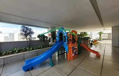 Imagem: O apartamento possui 3 Dormitórios, 2 Banheiros, 2 Vagas na