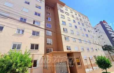 Imagem: O apartamento possui 1 Dormitório, 1 Banheiro, 1 Vaga na garagem