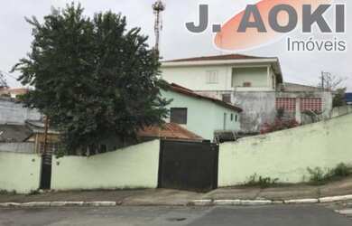 Imagem: A casa possui 2 Dormitórios, 4 Banheiros, 4 Vagas na garagem