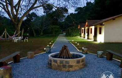 Imagem: A fazenda possui 800m² de Área, Churrasqueira, Piscina, Varanda