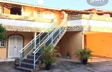 Imagem: A casa em condomínio possui 3 Dormitórios, 3 Banheiros, 1