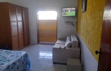 Imagem: A casa possui 1 Dormitório e 1 Vaga na garagem e está localizado