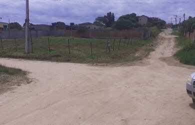 Imagem: O terreno possui 900m² de Área e está localizado em Recanto