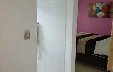 Imagem: A casa possui 4 Dormitórios, 4 Banheiros, 3 Vagas na garagem