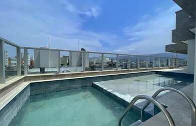 Imagem: O apartamento possui 4 Dormitórios, 1 Banheiro, 4 Vagas na