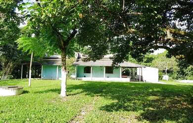 Imagem: A fazenda possui 120m² de Área e está localizado em Vale