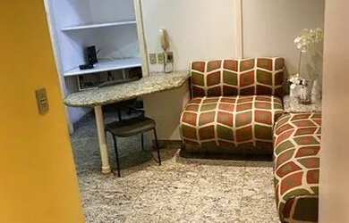 Imagem: O depósito possui 2 Vagas na garagem, 35m² de Área e está