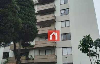 Imagem: O apartamento possui 3 Dormitórios, 1 Banheiro, 2 Vagas na