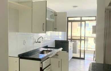 Imagem 4: Apartamento na Praia do Forte, ao lado do Teatro Municipal