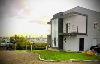 Imagem: Otimo sobrado no Vila Luchese!!