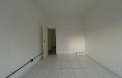 Imagem: O depósito possui 15m² de Área e está localizado em Tanque