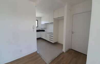 Imagem: O apartamento possui 2 Dormitórios, 2 Banheiros, 2 Vagas na