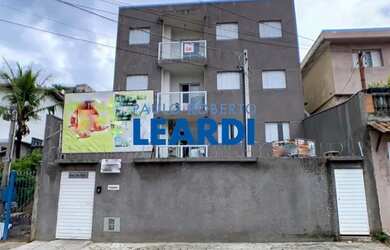 Imagem: O apartamento possui 2 Dormitórios, 1 Banheiro e 40m² de Área