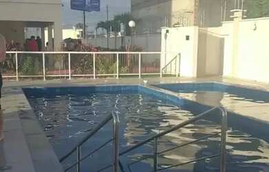 Imagem: O apartamento possui 2 Dormitórios, 1 Banheiro, 2 Vagas na