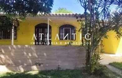 Imagem: A casa possui 2 Dormitórios, 2 Banheiros, 4 Vagas na garagem